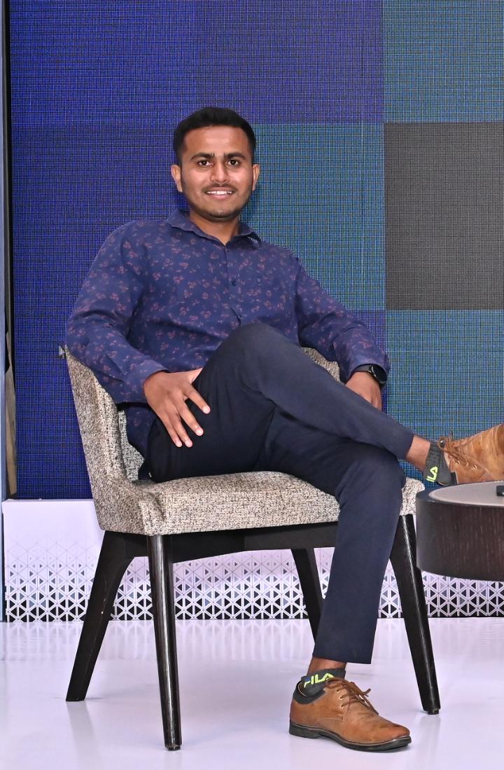 de6cc937-135d-4093-a861-b5d5cab1be87